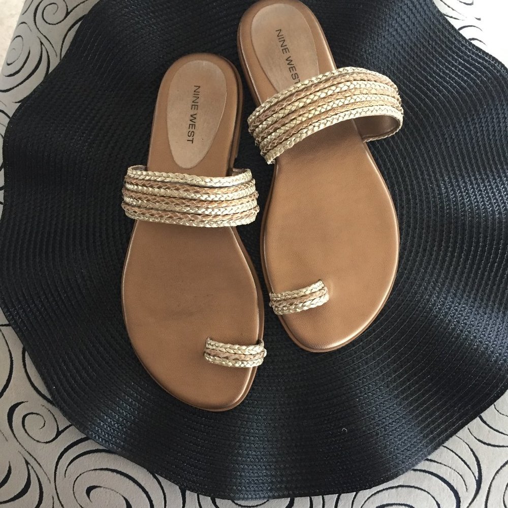 Nine West Gold Toe Ring Sandals